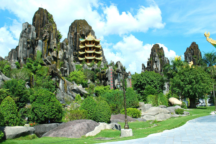 Five mountains in marble mountains Da Nang